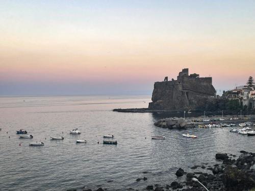 Mareincasa, Aci Castello (fotografie 8)