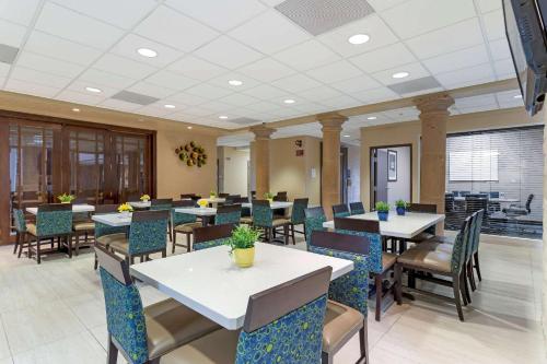 Comfort Suites Kingwood Houston North