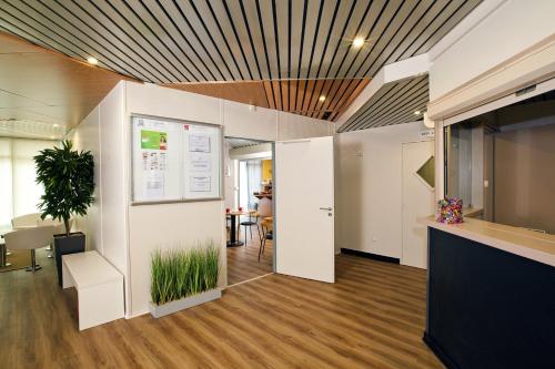 Séjours & Affaires Strasbourg Kleber - image 6