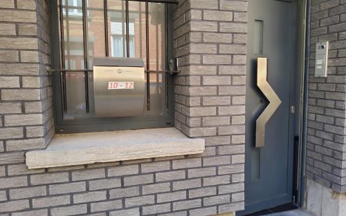 Chambre deluxe au 2ème étage, chambre double au 4ème étage NOT A HÔTEL, Bruselas (foto 8)