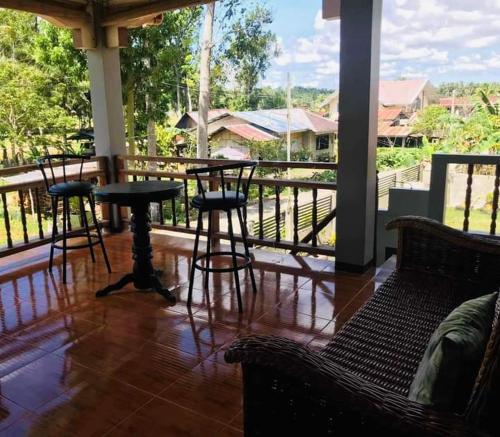 MIOKI HOMETEL in Batuan