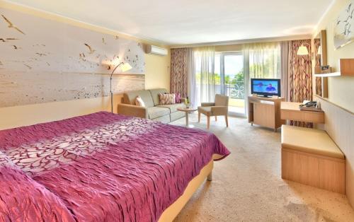 MARITIM Hotel Amelia - Luxury Ultra All Inclusive - Tap to explore photos