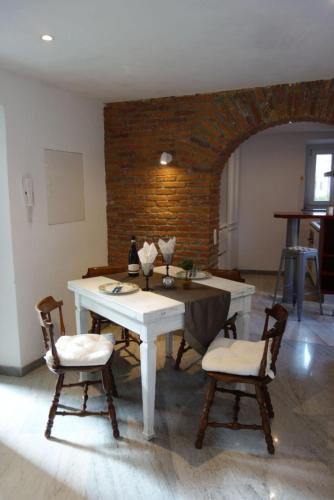 B2Caslano Casa Amélie gîte à louer Cuasso al Monte