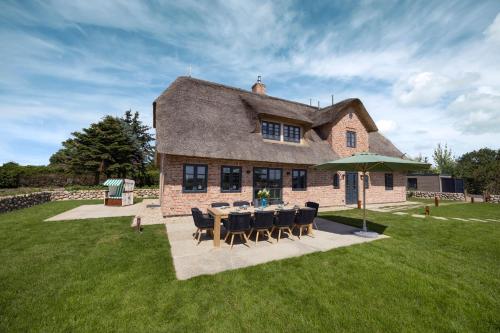Holiday Home image 5
