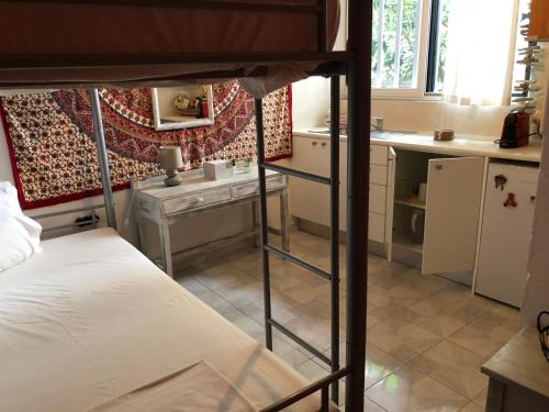 Rhodes Backpackers Boutique Hostel - image 11
