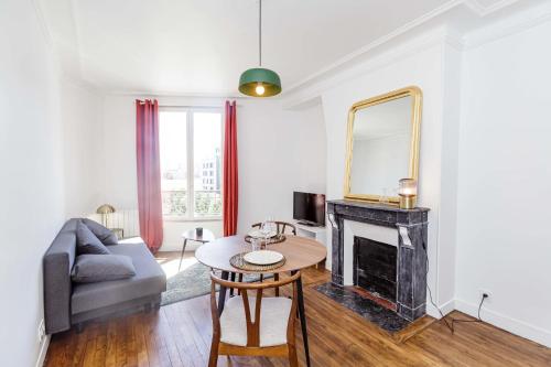 Nice 32 M Renovated And With Comfort In Paris
