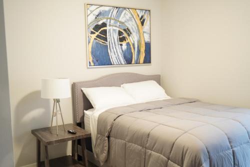 The Cosmopolitan Modern, Cozy, New 3bedroom Home in Yukon, USA