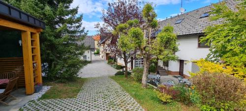 Apartment Sobe Ravbar in 新梅斯托