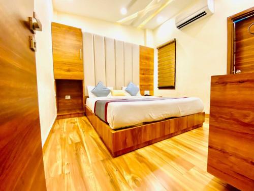 Budget Double Room image 5