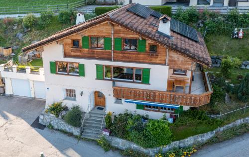 Viesnīcas āriene, Ferienhaus Maliet - Spacious Holiday Home with Mountain view in Luzein