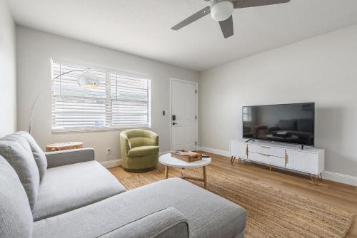 Newly Renovated Condo in Apollo Beach in Apollo Beach, USA