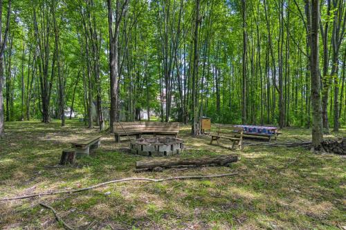 Peaceful Finger Lakes Apartment with Patio!