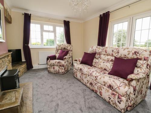 2 Crosslands, York (photo 3)