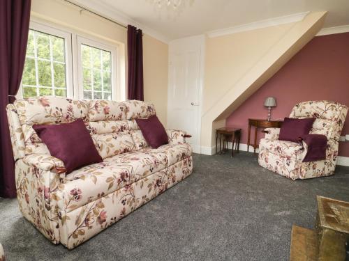 2 Crosslands, York (photo 5)