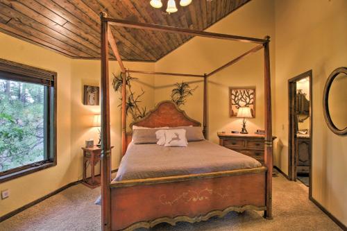Lavish Pinetop Paradise with Central Location! - image 13