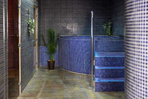 The Randolph Hotel, by Graduate Hotels