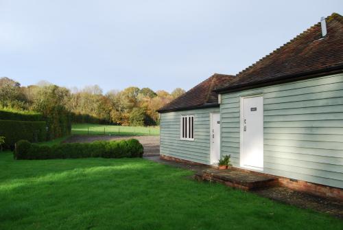 Hare & Hounds Bed & Breakfast - image 2