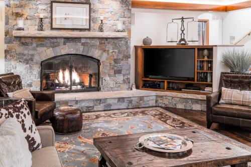 Beautiful Beaver Creek Mountain Villa. 5br/6ba w. Private Hot Tub! in Beaver Creek, USA