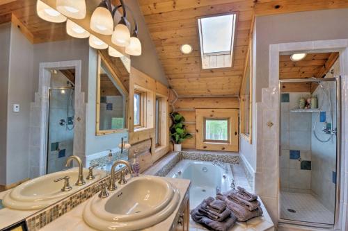 Fairplay Log Cabin with Deck 26 Mi to Breck! - image 2