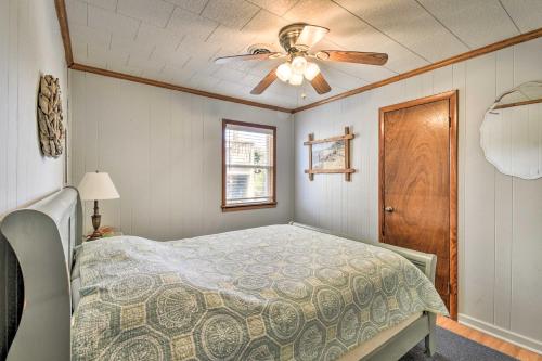 Nags Head Cottage with Deck - 1 Block to Beach! - image 10