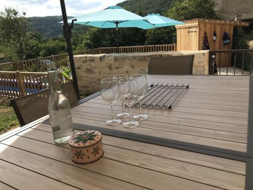 La Maison de LAZ , maison de caractère entièrement rénovée 2022 (La Maison de LAZ , maison de caractere entierement renovee 2022) in Saint-Pierre-Toirac