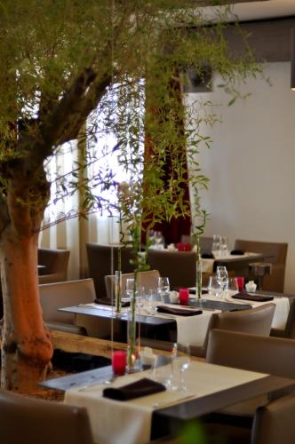 LOGIS HOTEL & RESTAURANT L'ETAPE Bouc Bel Air - Gardanne