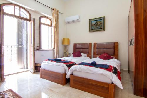 BREAD HOUSE BREAD HOUSE