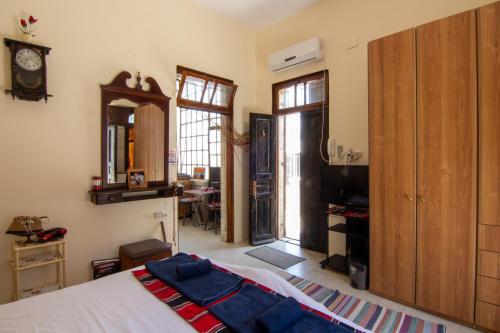 BREAD HOUSE BREAD HOUSE