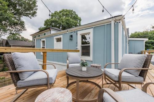 Balcony/terrace, Blue Haven ATL Modern 4 Bedroom Retreat with Deck 10 Minutes to Downtown in Kirkwood