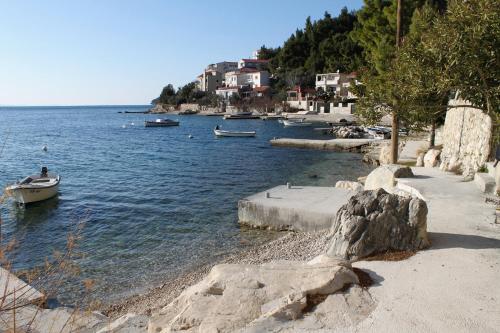 ชายหาด, Apartments by the sea Zavode, Omis - 5252 in เซลีนา