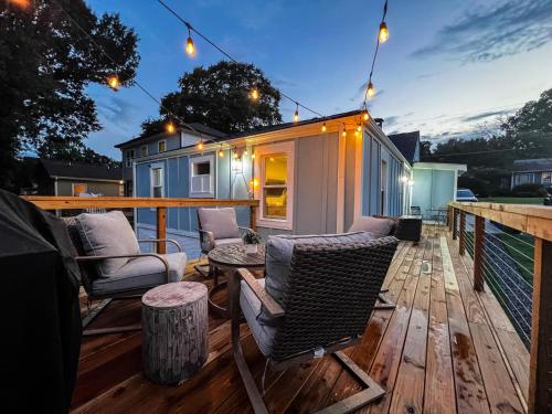 Balcony/terrace, Blue Haven ATL Modern 4 Bedroom Retreat with Deck 10 Minutes to Downtown in Kirkwood