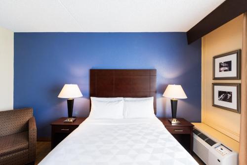 Holiday Inn South Plainfield-Piscataway, an IHG Hotel