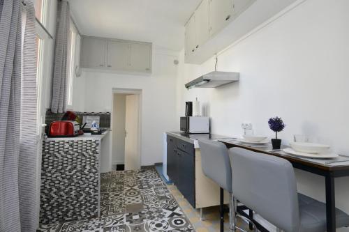 Home Group - Omissy