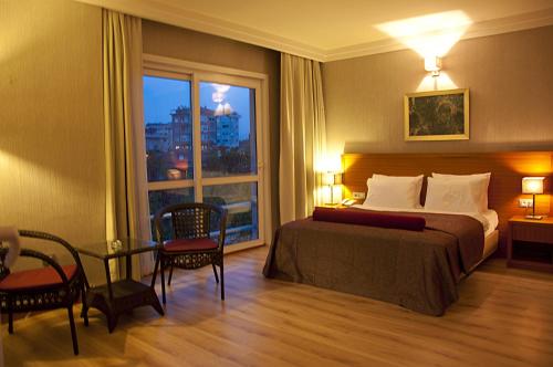 room detail thumbnail 0