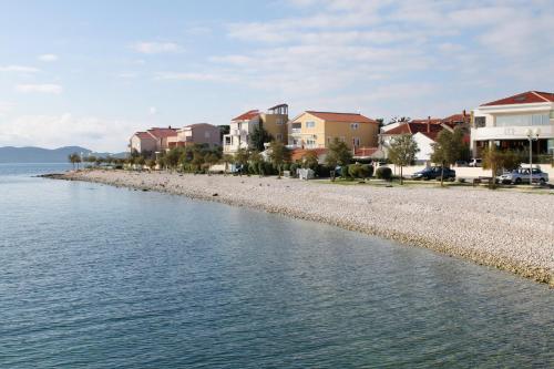 Apartments by the sea Zadar - 11507