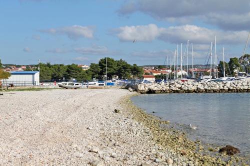 Apartments by the sea Zadar - 11507