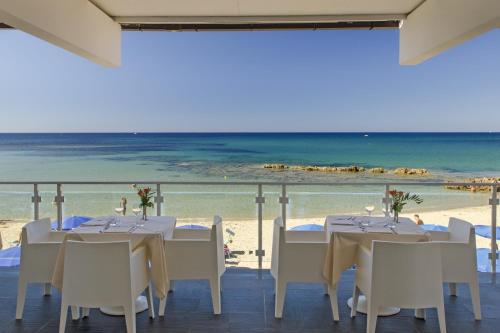 Restorāns, Hotel La Playa in Pollika
