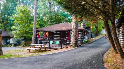 Log Cabin Motor Court Log Cabin Motor Court