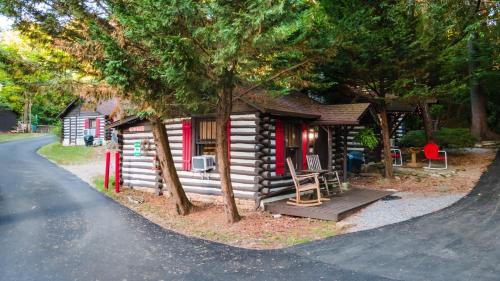 Log Cabin Motor Court Log Cabin Motor Court