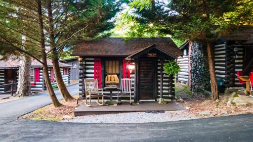 Log Cabin Motor Court Log Cabin Motor Court