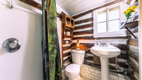 Log Cabin Motor Court Log Cabin Motor Court