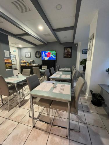 餐飲選擇, Hôtel Agena (Hotel Agena) in 布雷斯特市中心