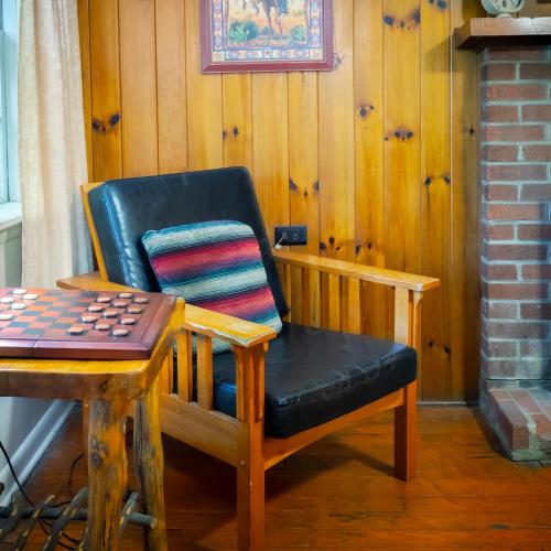 Log Cabin Motor Court Log Cabin Motor Court