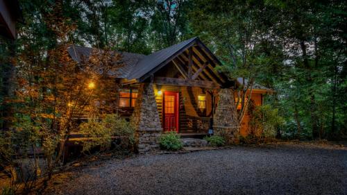 Four-Bedroom Holiday Home image 3