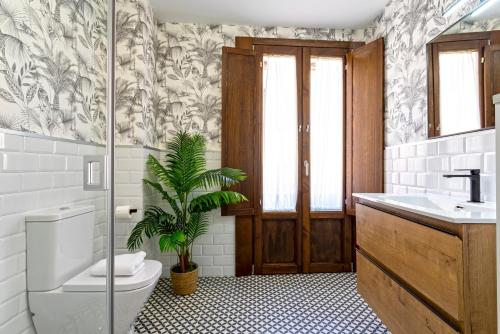 Duplex Two-Bedroom Apartment with Terrace image 10