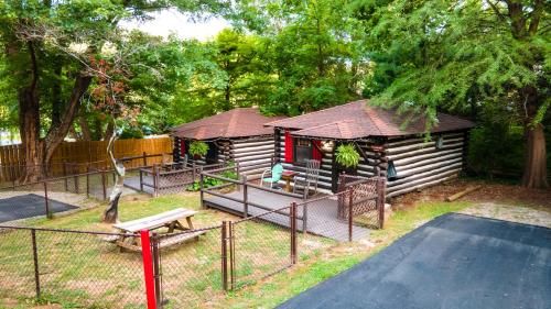 Snug Harbor Cabin