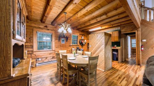 Log Cabin Motor Court Log Cabin Motor Court