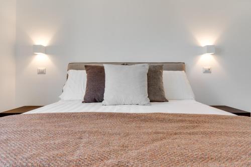 Caralis Suites Rooms 3