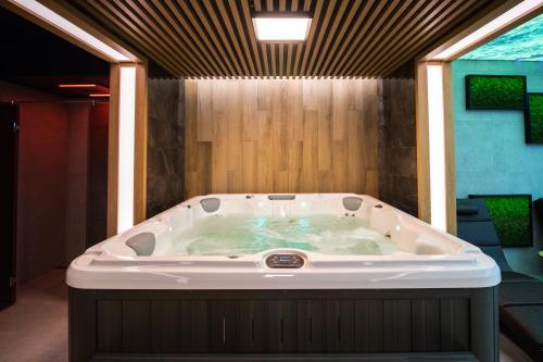 Spaa, EMAR - HOTEL & SPA in Sapareva Banya