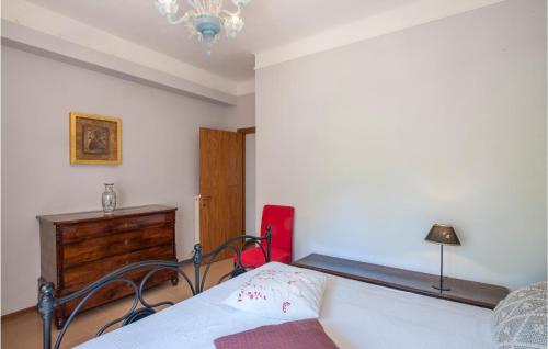 Guestroom, Beautiful home in Ponzano di Fermo with Jacuzzi, WiFi and 4 Bedrooms in Ponzano Di Fermo